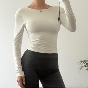 Stradivarius Classic White Long Sleeve Tee